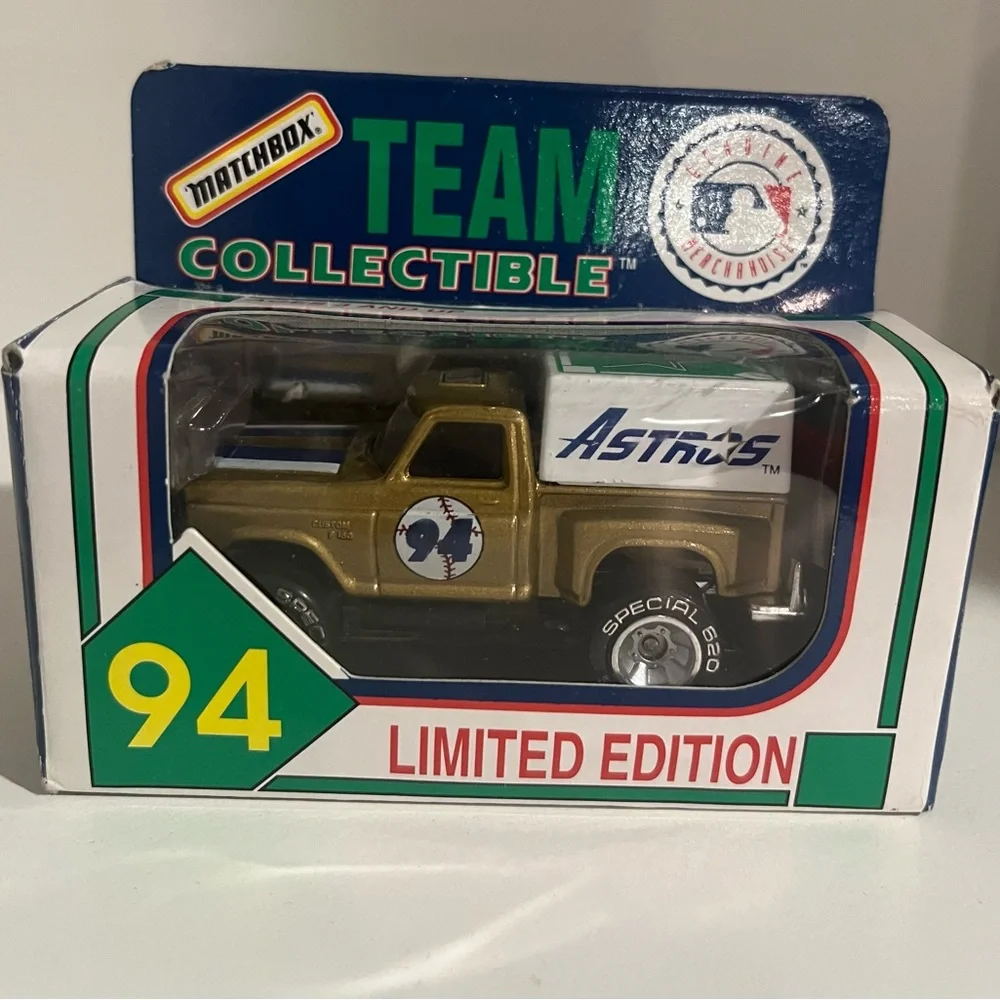 Matchbox Superfast Ford Flareside Pickup Houston Astros Gold Baseball 1994 MLB